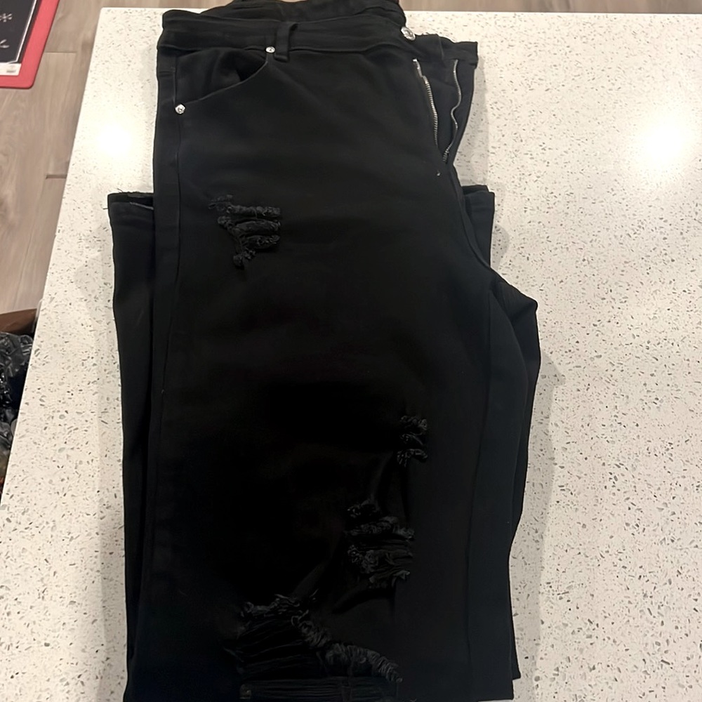 Black almost famous jeans.